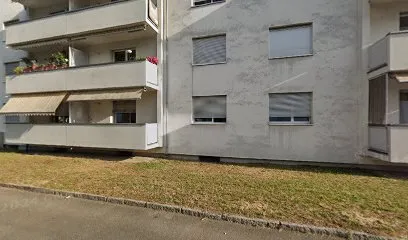 Bild von Edelstahlpool oder Polyester - Edelpool bietet Pools von höchster Qualität